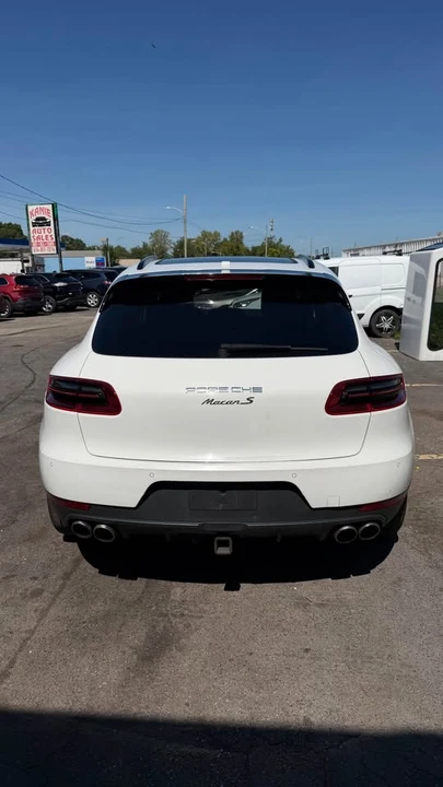 2016 Porsche Macan S - Image 11 of 20
