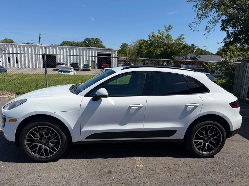 2016 Porsche Macan S - Image 14 of 20
