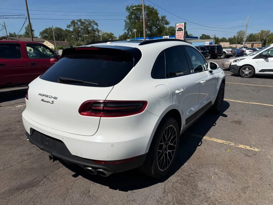 2016 Porsche Macan S - Image 12 of 20