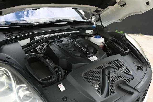 2016 Porsche Macan S - Image 26 of 27