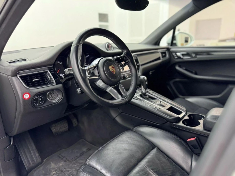 2016 Porsche Macan S - Image 11 of 21