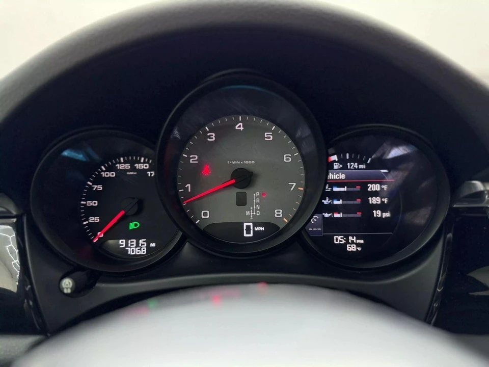 2016 Porsche Macan S - Image 18 of 21