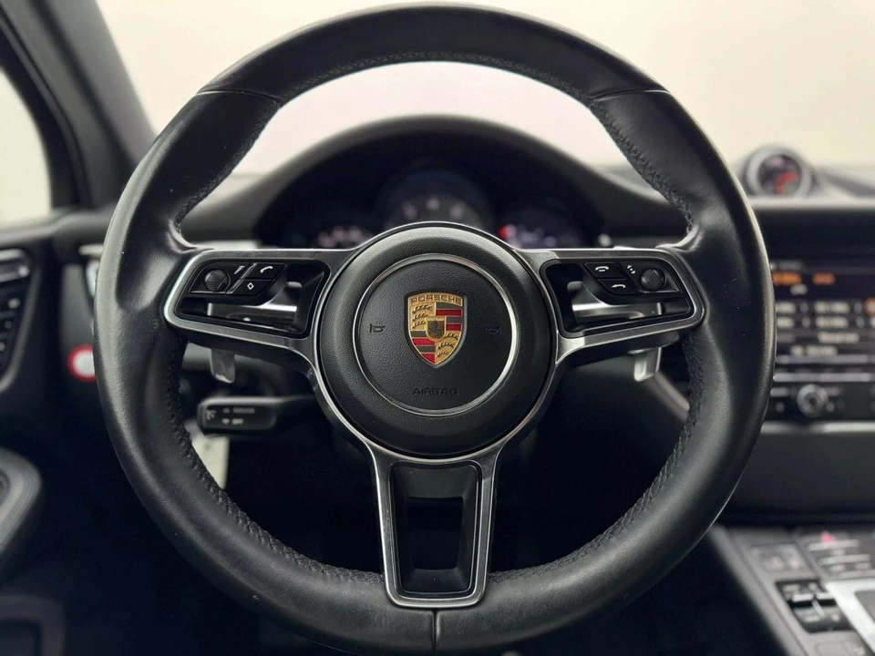 2016 Porsche Macan S - Image 17 of 21
