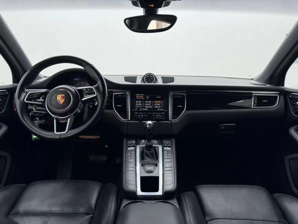 2016 Porsche Macan S - Image 16 of 21
