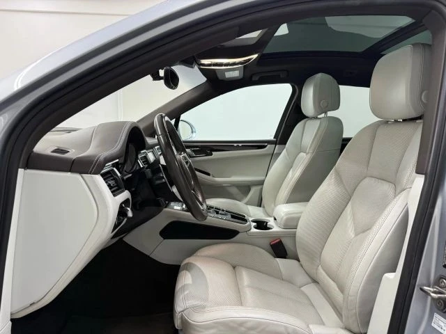 2016 Porsche Macan S - Image 12 of 12
