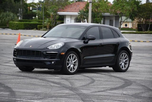 2016 Porsche Macan S - Image 2 of 19