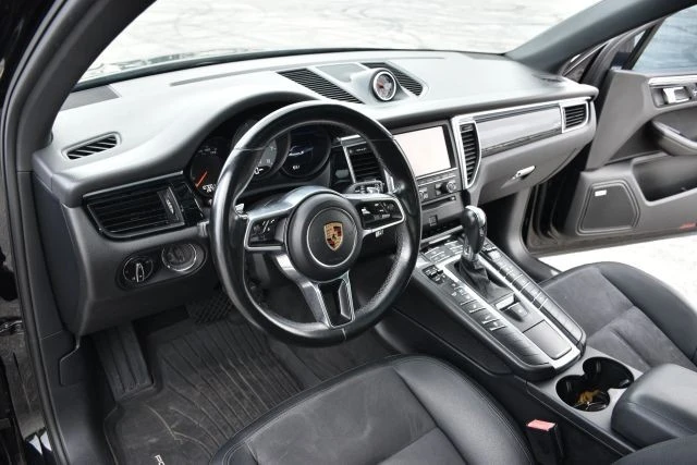 2016 Porsche Macan S - Image 14 of 19