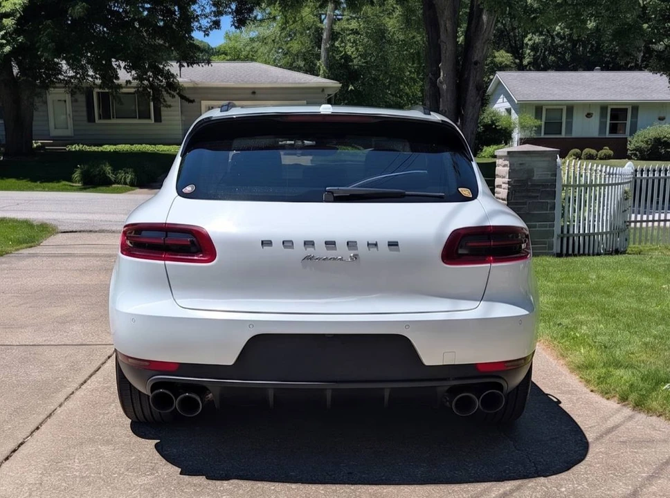 2016 Porsche Macan S - Image 4 of 5