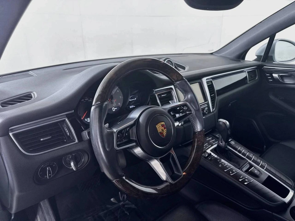 2016 Porsche Macan S - Image 4 of 5