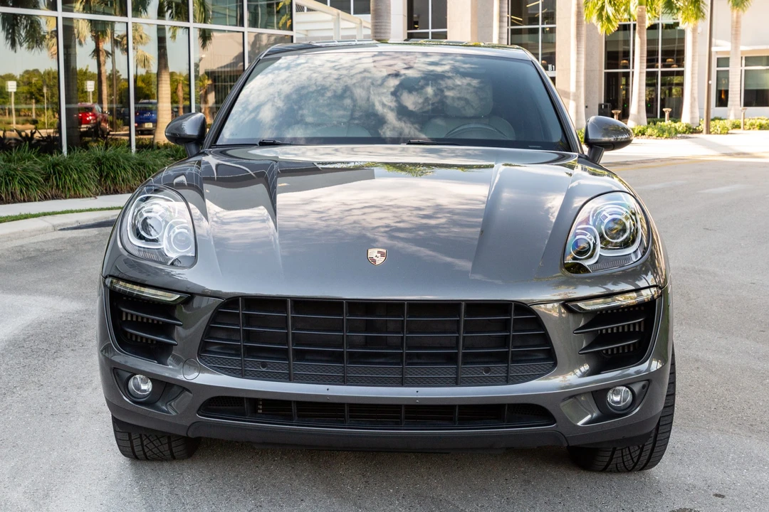 2016 Porsche Macan S - Image 2 of 31