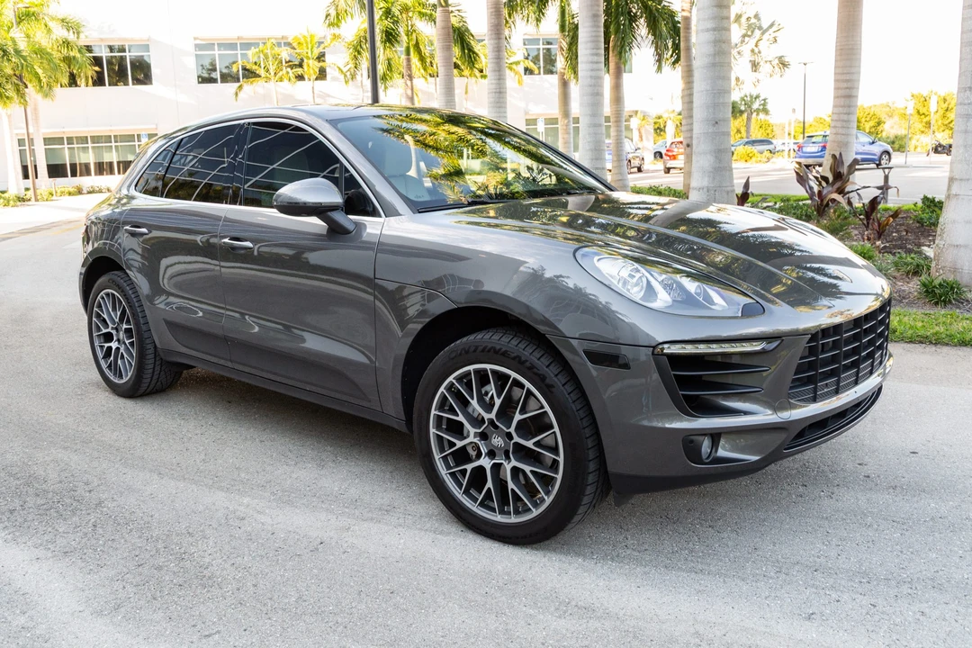 2016 Porsche Macan S - Image 3 of 31