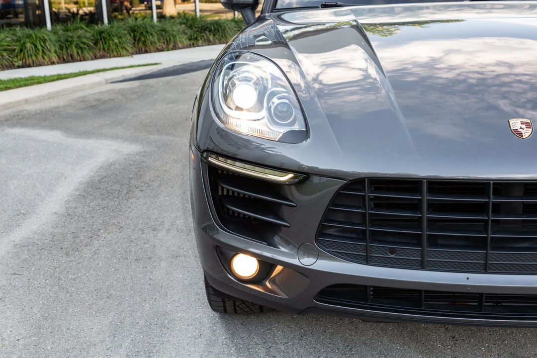 2016 Porsche Macan S - Image 16 of 31
