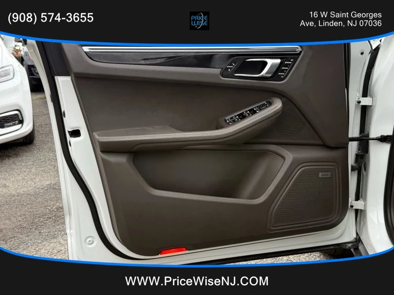 2016 Porsche Macan S - Image 7 of 12