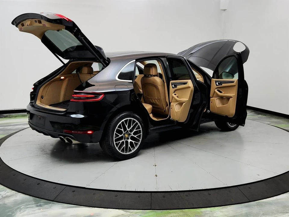 2016 Porsche Macan S - Image 11 of 21