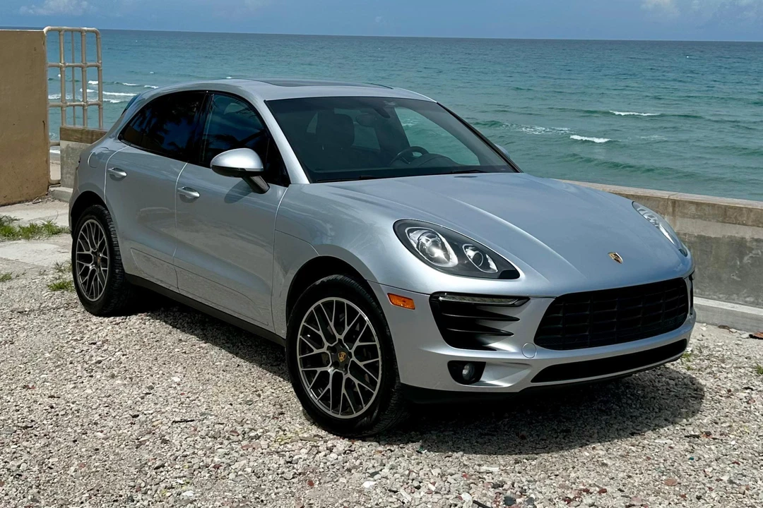 2016 Porsche Macan S - Image 15 of 31