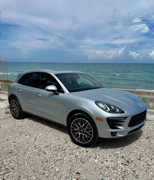2016 Porsche Macan S - Image 14 of 31