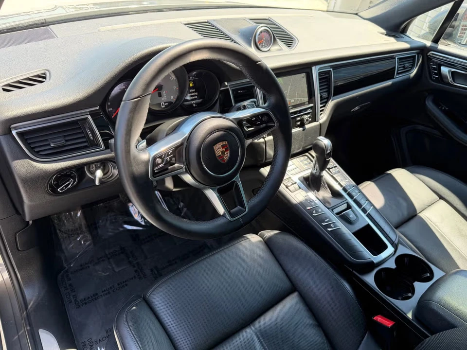 2016 Porsche Macan S - Image 28 of 31