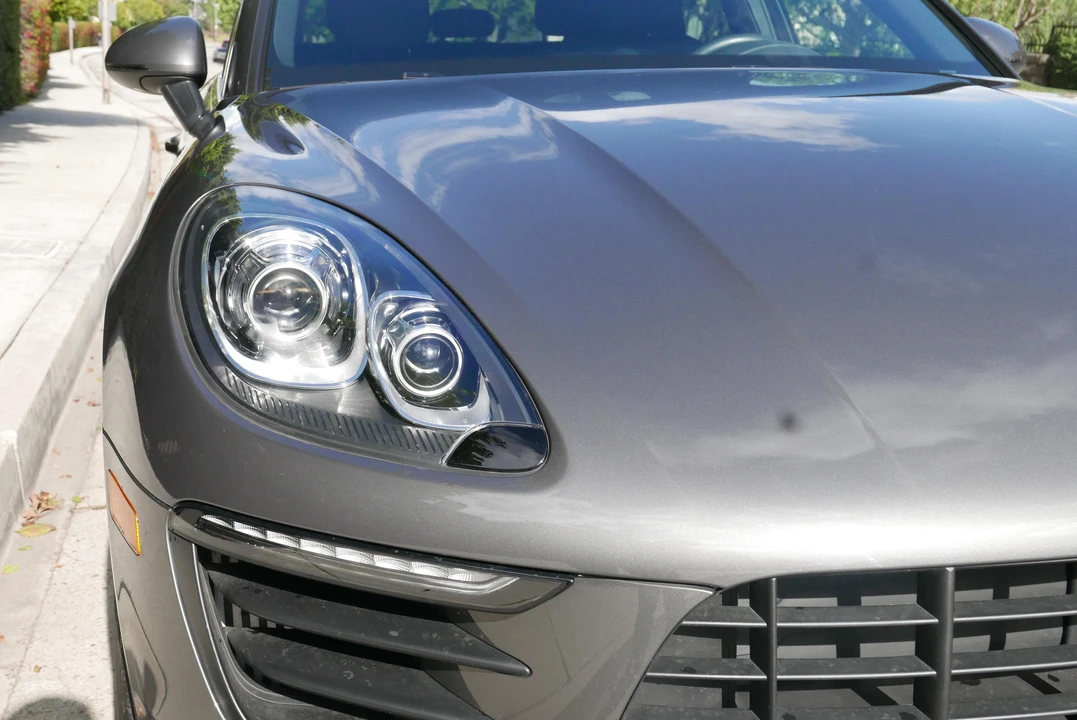 2016 Porsche Macan S - Image 10 of 31