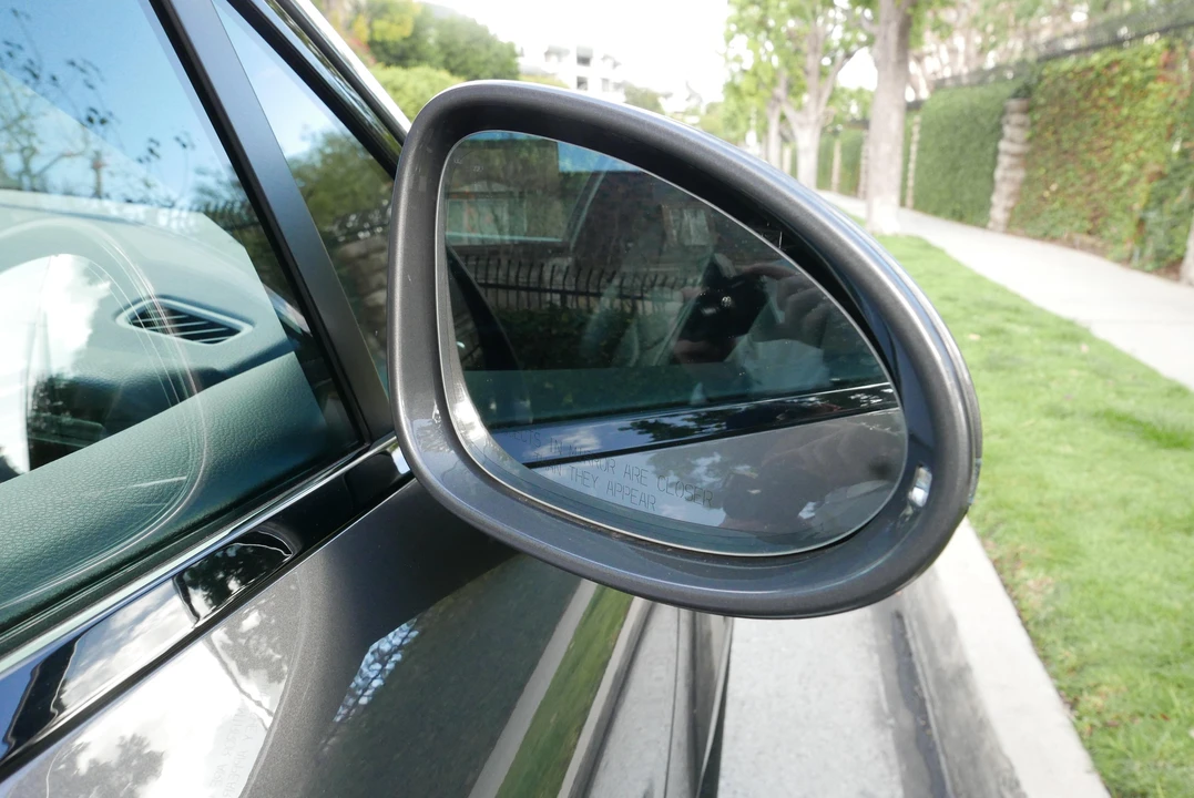 2016 Porsche Macan S - Image 25 of 31