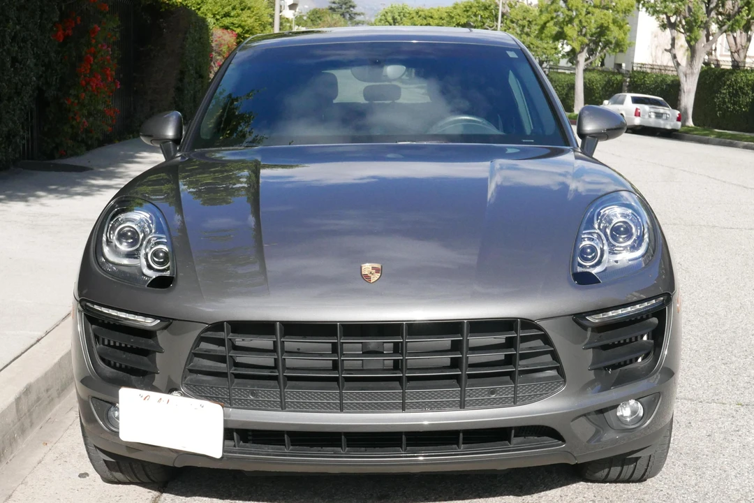 2016 Porsche Macan S - Image 2 of 31