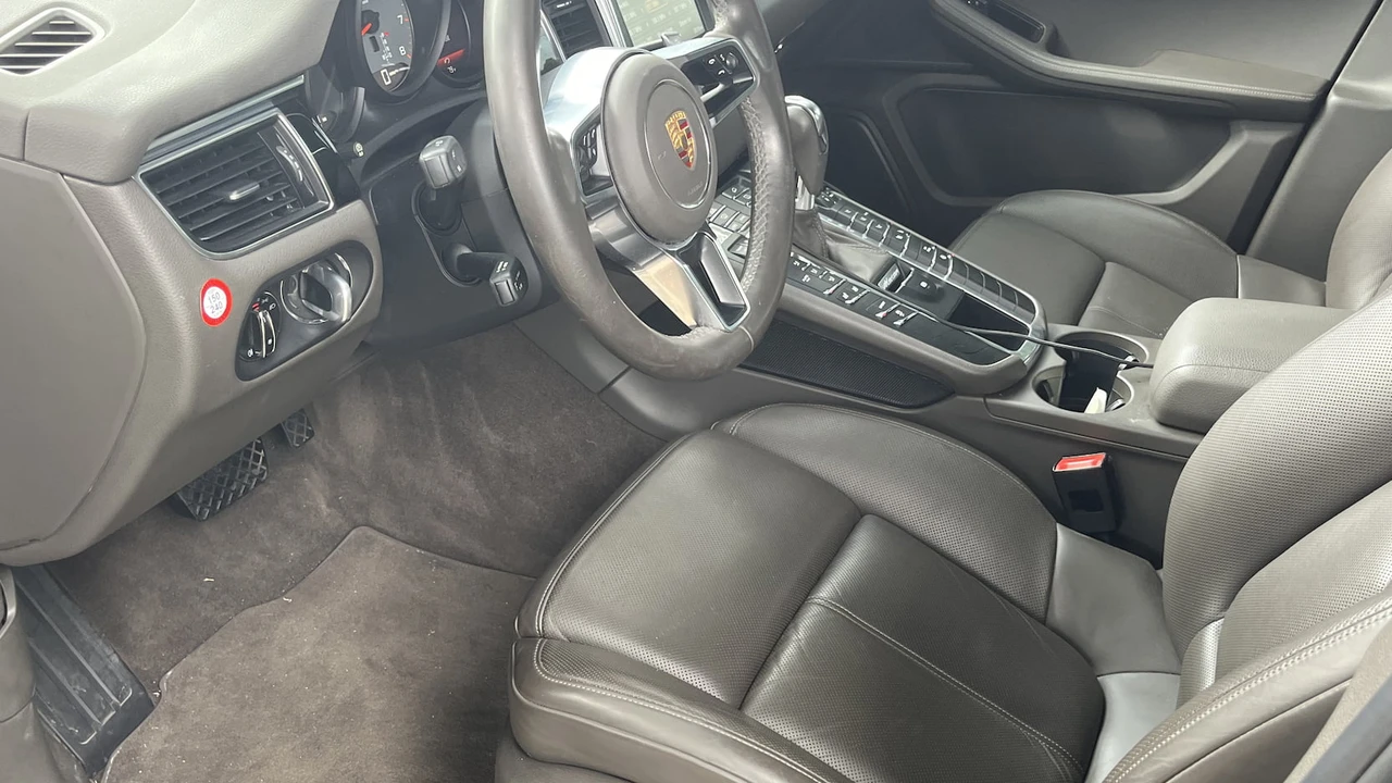 2016 Porsche Macan S - Image 4 of 16
