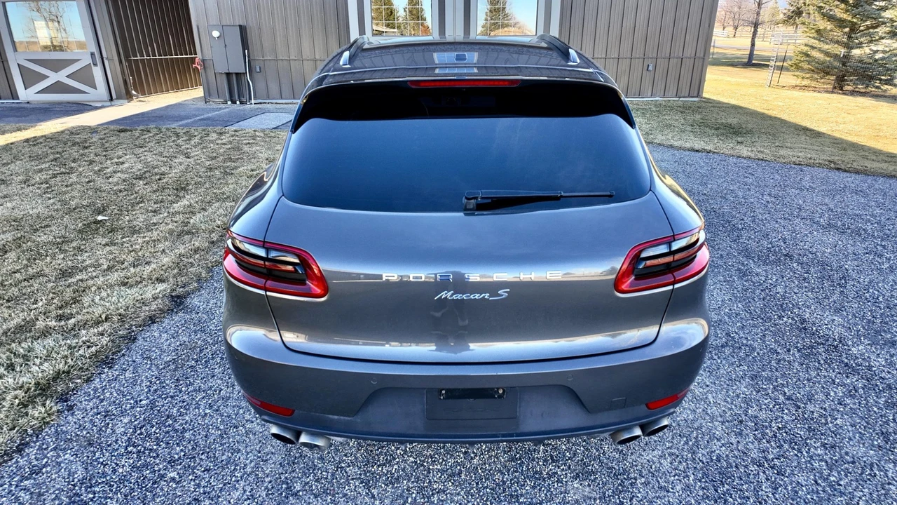 2016 Porsche Macan S - Image 11 of 31