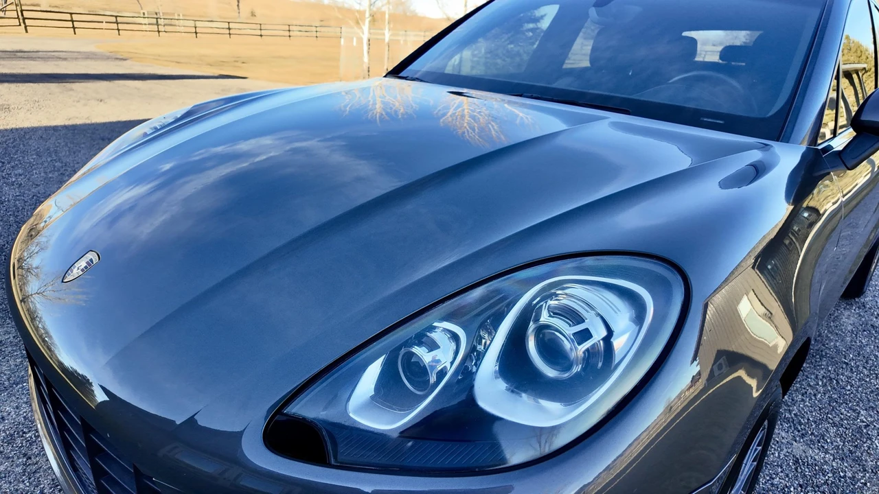2016 Porsche Macan S - Image 18 of 31