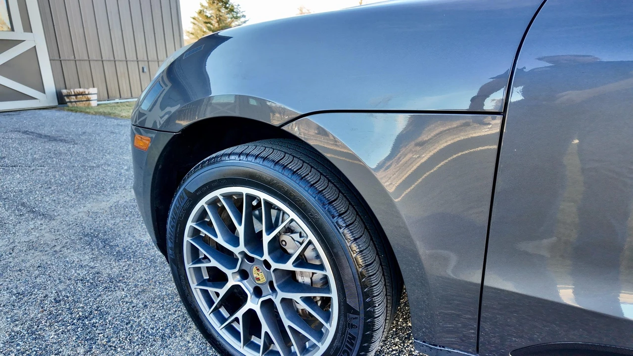 2016 Porsche Macan S - Image 21 of 31