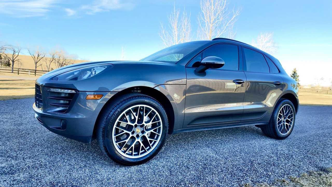 2016 Porsche Macan S - Image 2 of 31