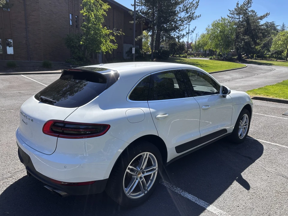 2016 Porsche Macan S - Image 21 of 31