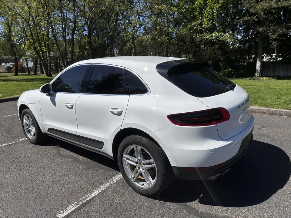 2016 Porsche Macan S - Image 11 of 31