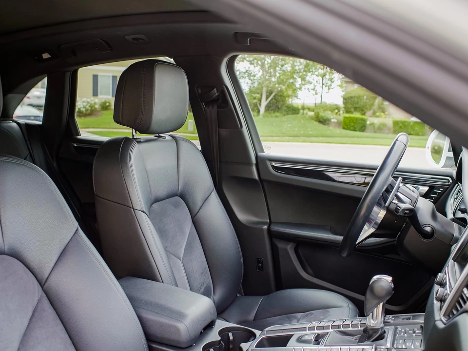 2016 Porsche Macan S - Image 30 of 31