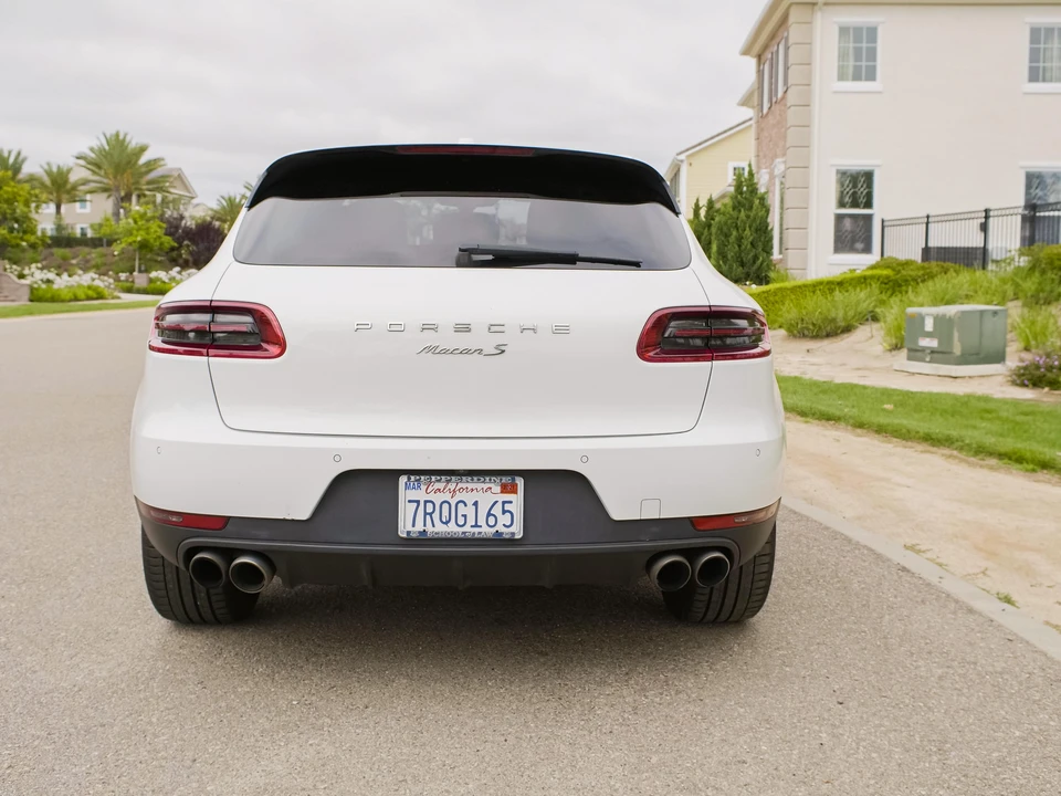 2016 Porsche Macan S - Image 11 of 31