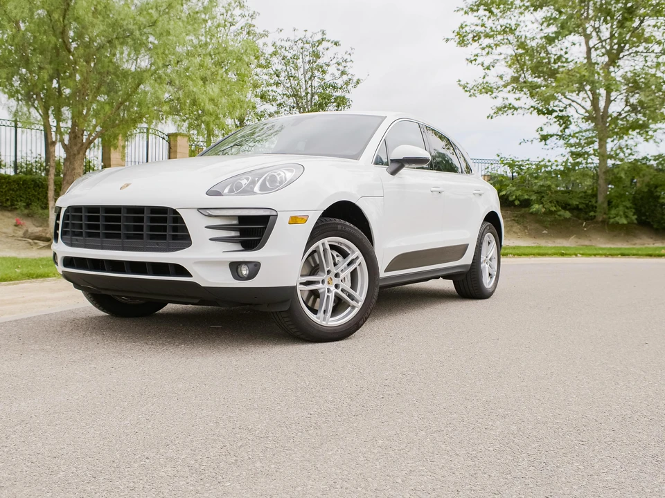 2016 Porsche Macan S - Image 8 of 31