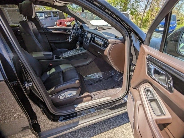 2016 Porsche Macan S - Image 11 of 21