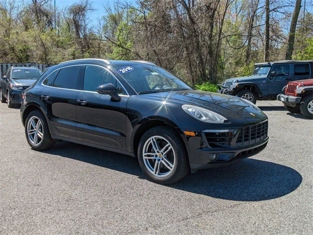 2016 Porsche Macan S - Image 2 of 21