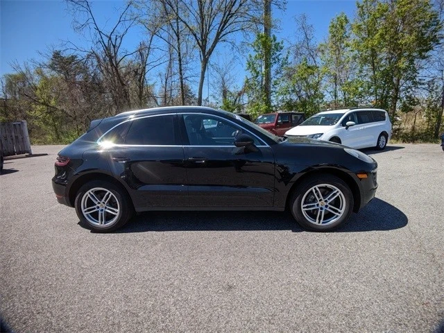 2016 Porsche Macan S - Image 9 of 21