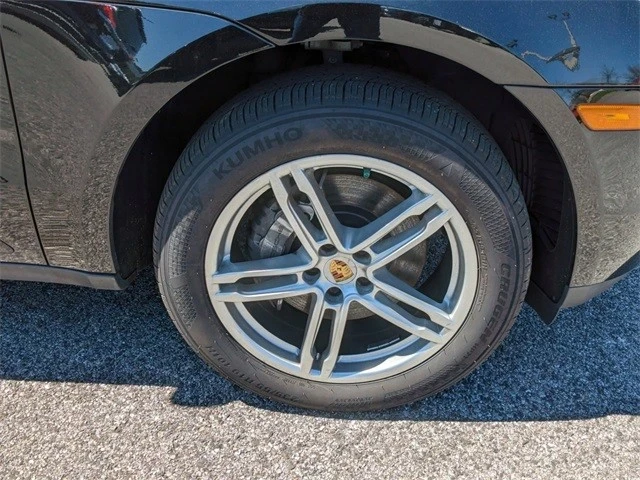 2016 Porsche Macan S - Image 10 of 21