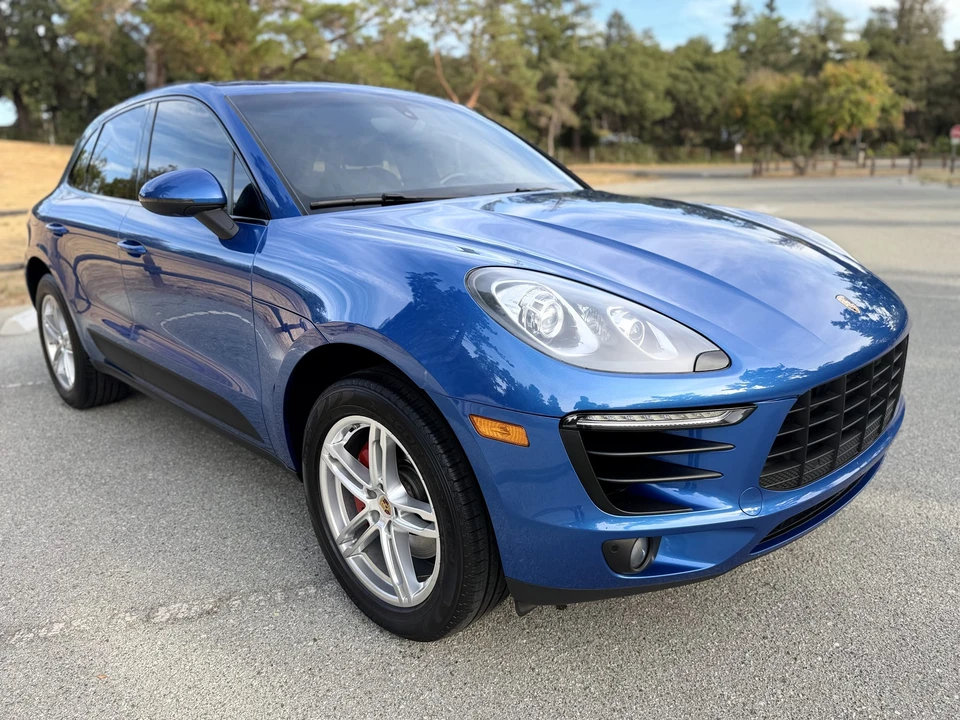 2016 Porsche Macan S - Image 24 of 31
