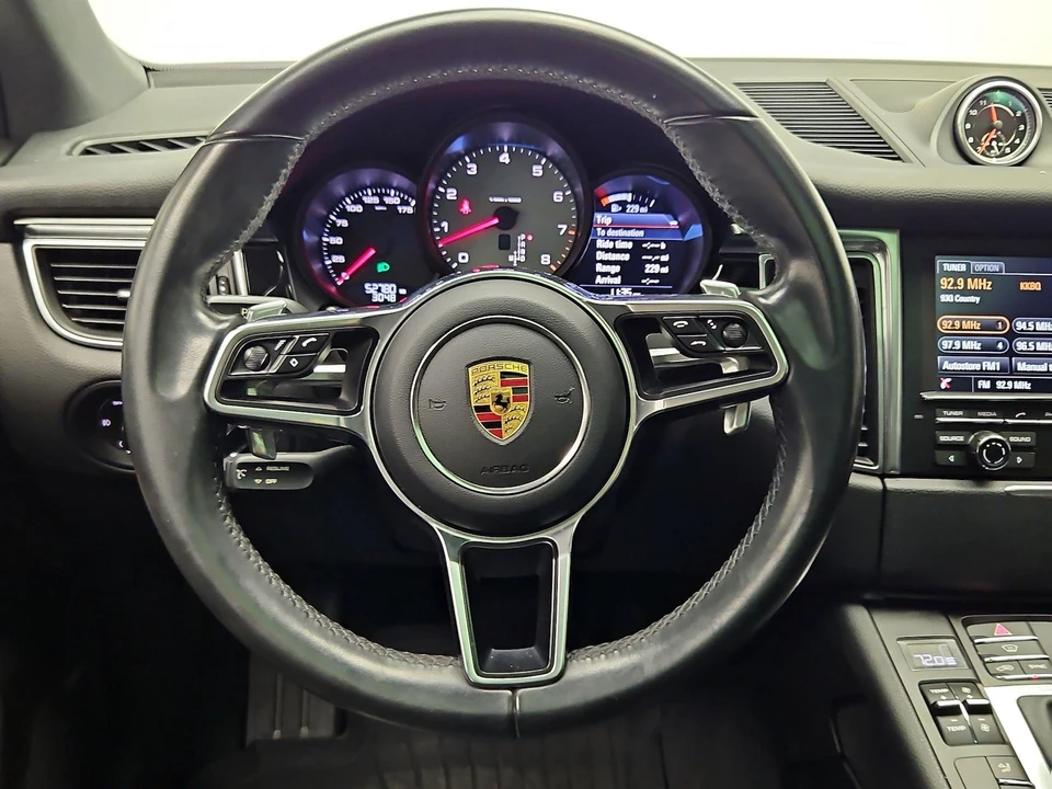 2016 Porsche Macan S - Image 11 of 21