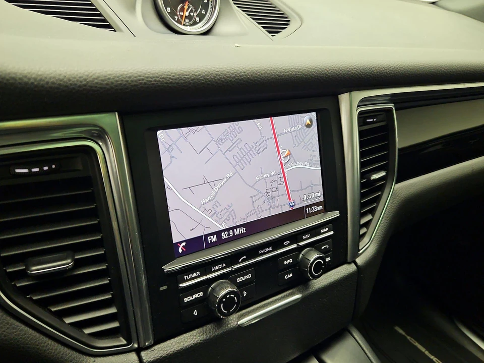 2016 Porsche Macan S - Image 15 of 21