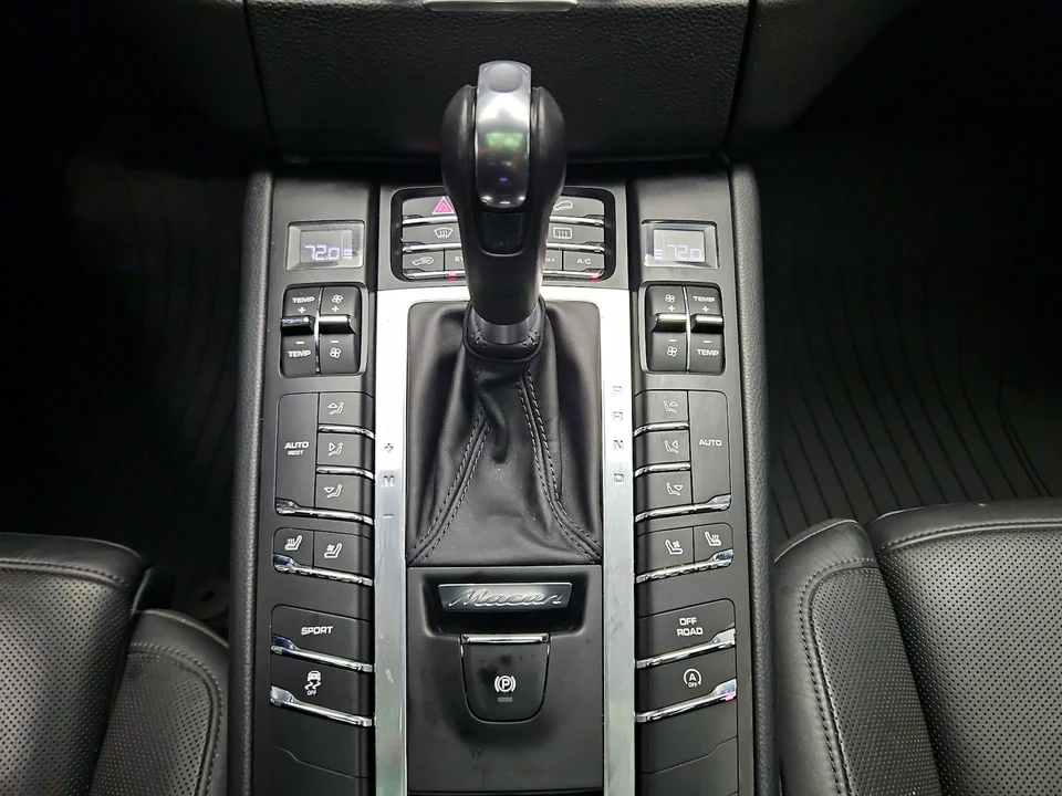 2016 Porsche Macan S - Image 19 of 21