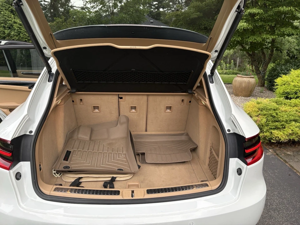 2016 Porsche Macan S - Image 13 of 17
