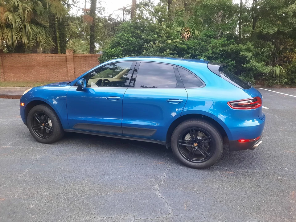 2016 Porsche Macan S - Image 12 of 31