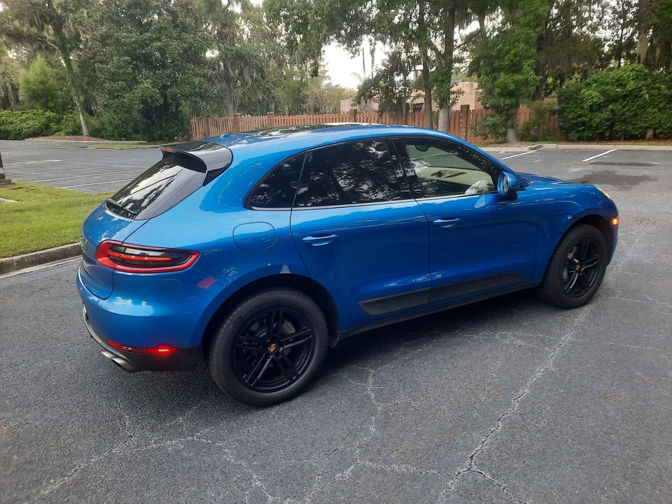 2016 Porsche Macan S - Image 16 of 31