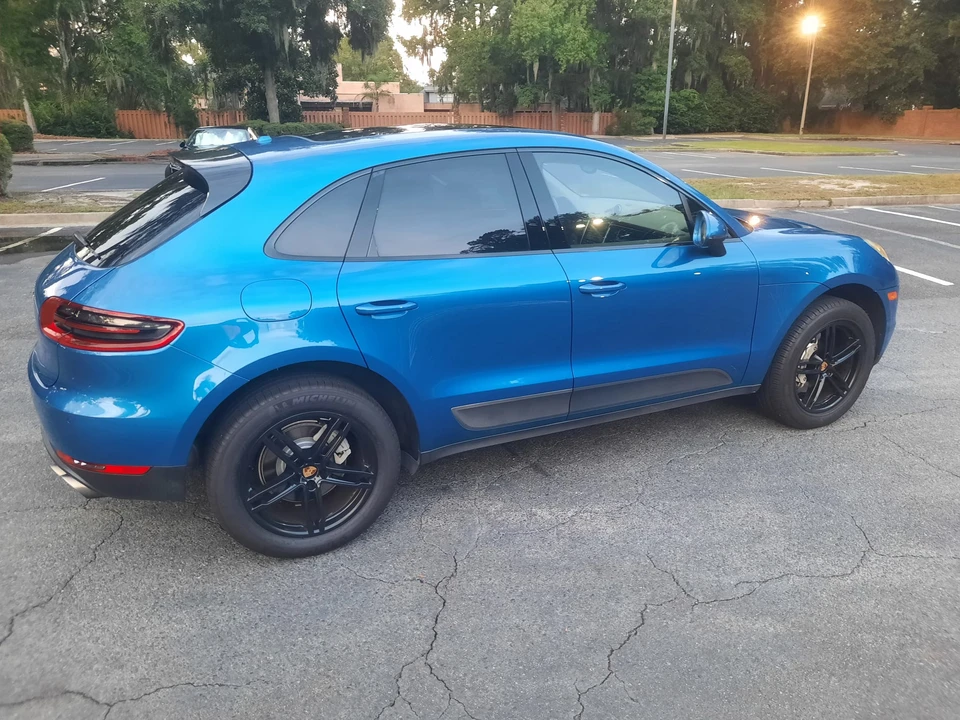 2016 Porsche Macan S - Image 18 of 31