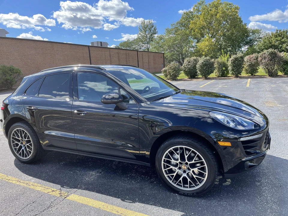 2016 Porsche Macan S - Image 12 of 13