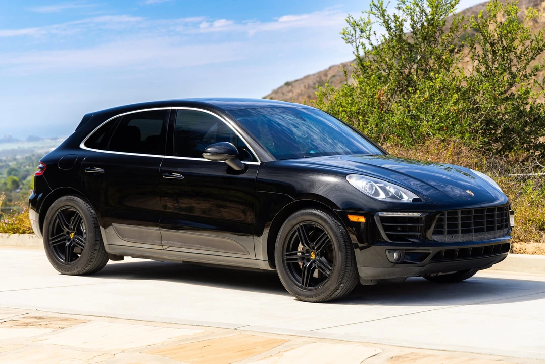 2016 Porsche Macan S - Image 16 of 31