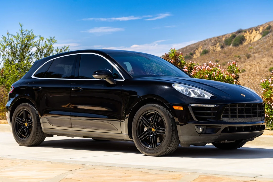 2016 Porsche Macan S - Image 18 of 31