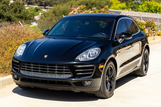 2016 Porsche Macan S